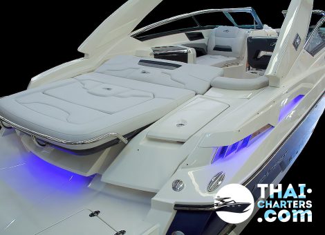 The new high-speed motorboat named Alex is a Monterey 328SS yacht - both cozy and luxury inside and out!